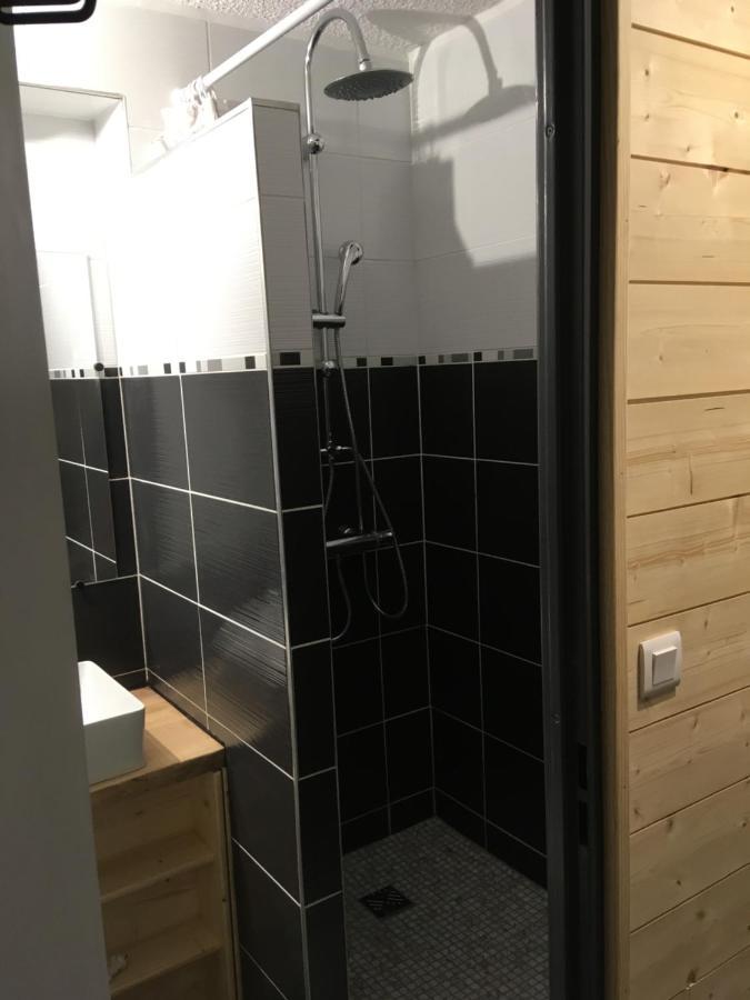 Studio 4 Personnes Fraichement Renove Au Pied Des Pistes A Valfrejus Exterior photo